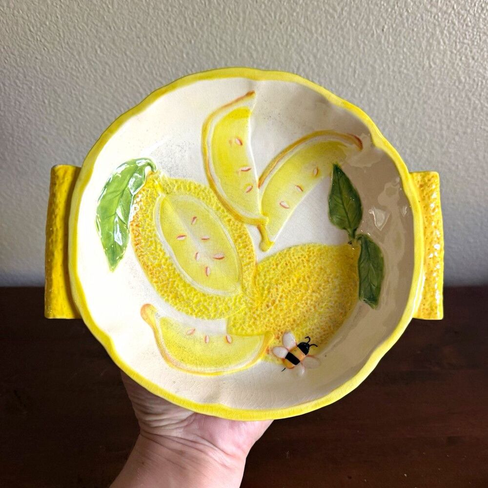 Character Collectibles 2004 Lemon Bee Ceramic Bowl Yellow White Green 10"